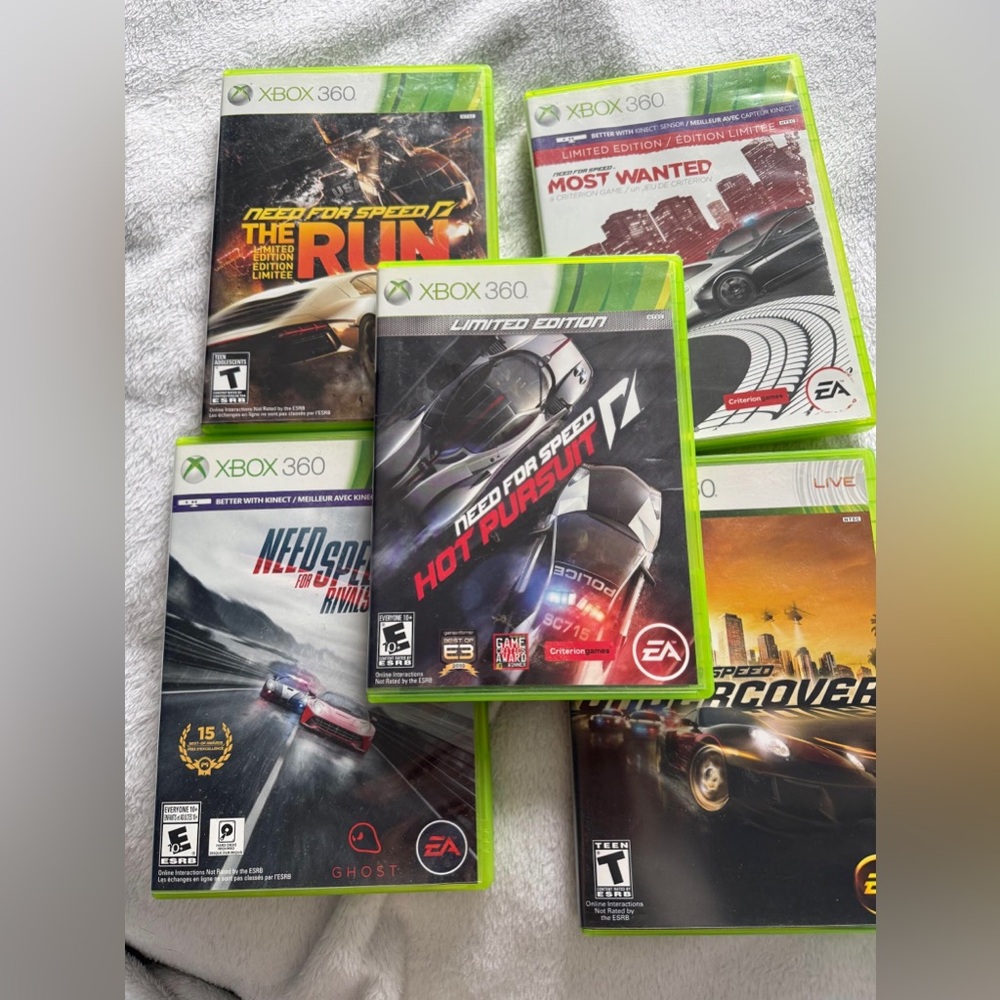 Microsoft Xbox 360 Need for Speed set  – Black & Red Cover